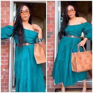 Off-Shoulder Teal Tiered Maxi Dress - 1111